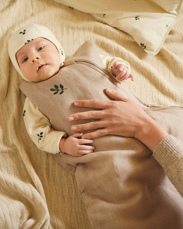 schlafsack 3-6 monate Baby Schlafsack (0–6 Monate) mit geräumigem Design & praktischem Zipper